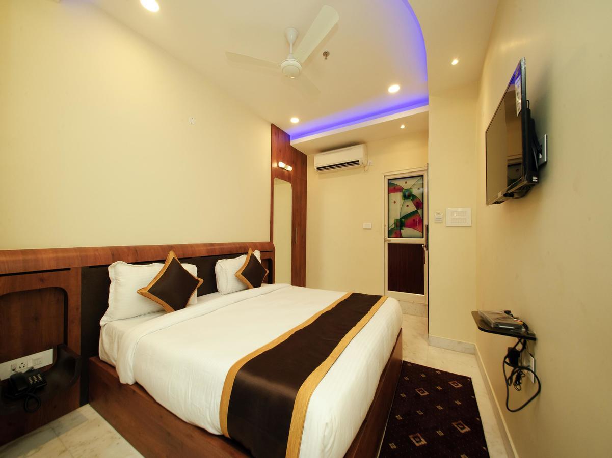 Hotel Golden Palace Kolkata Exterior photo